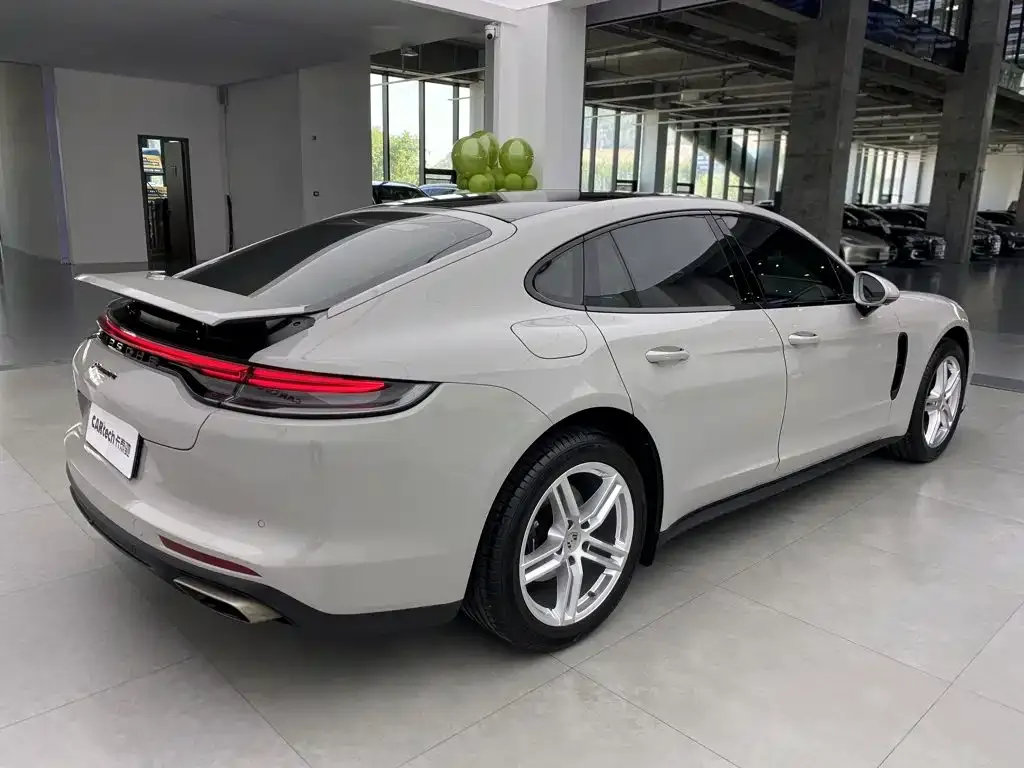 Porsche Panamera — фото 6