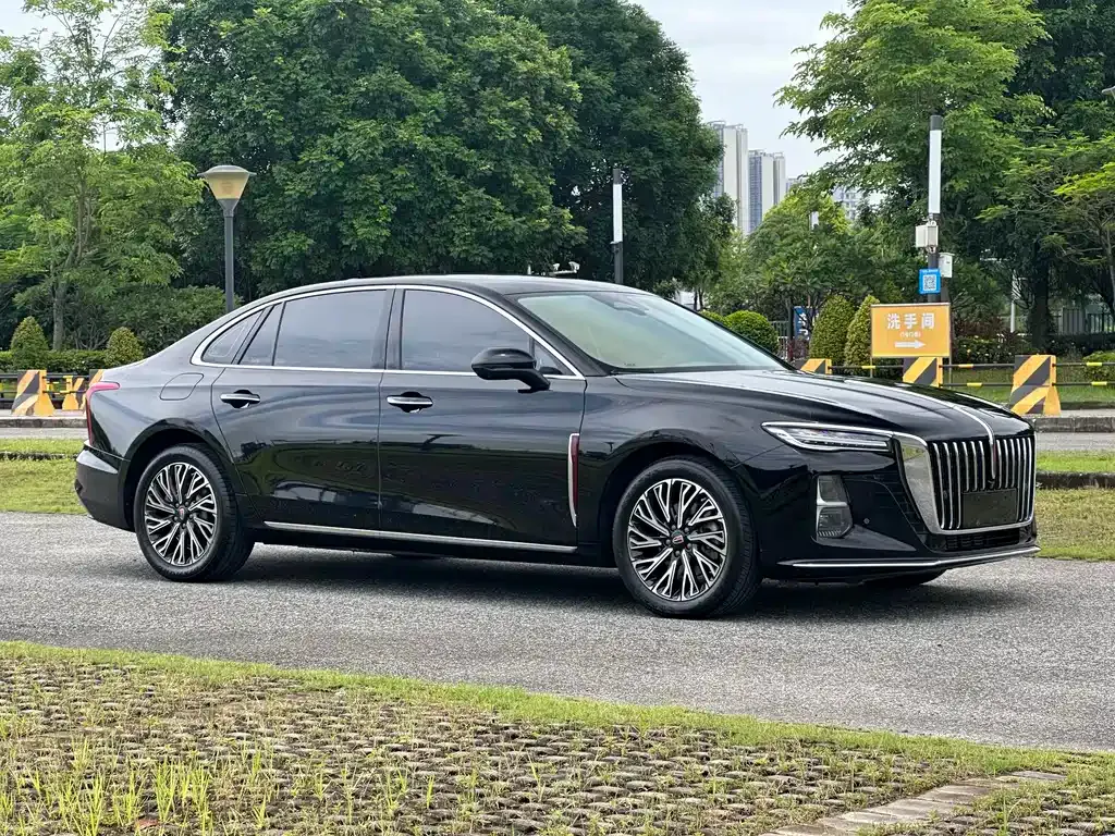 Hongqi H5 — фото 4