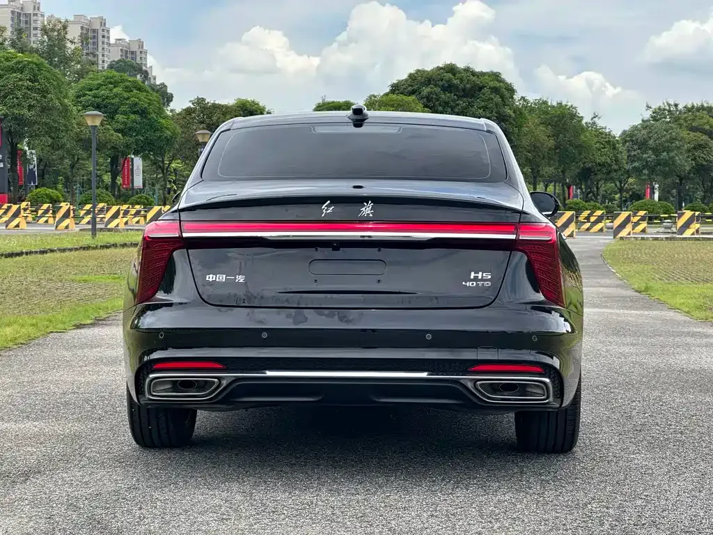 Hongqi H5 — фото 9
