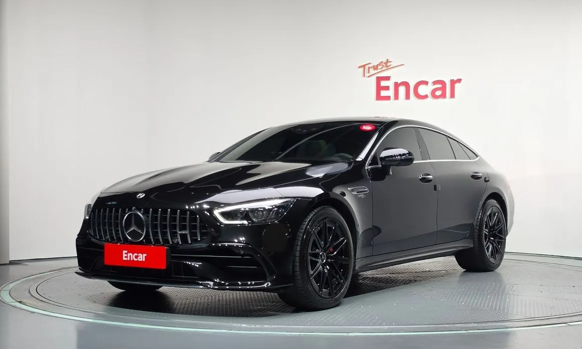 Mercedes-Benz AMG GT — фото 1
