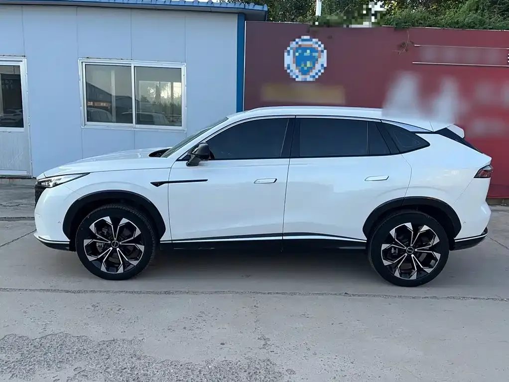 Roewe RX5 — фото 10