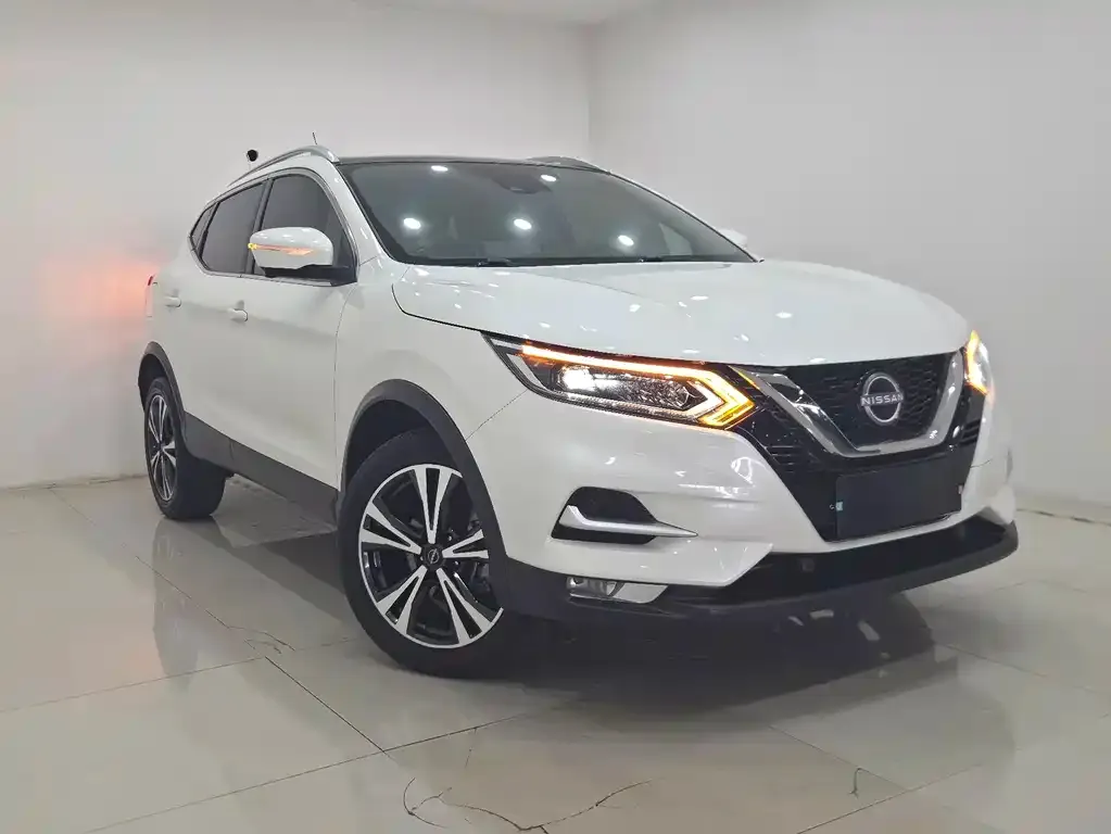 Nissan Qashqai — фото 5