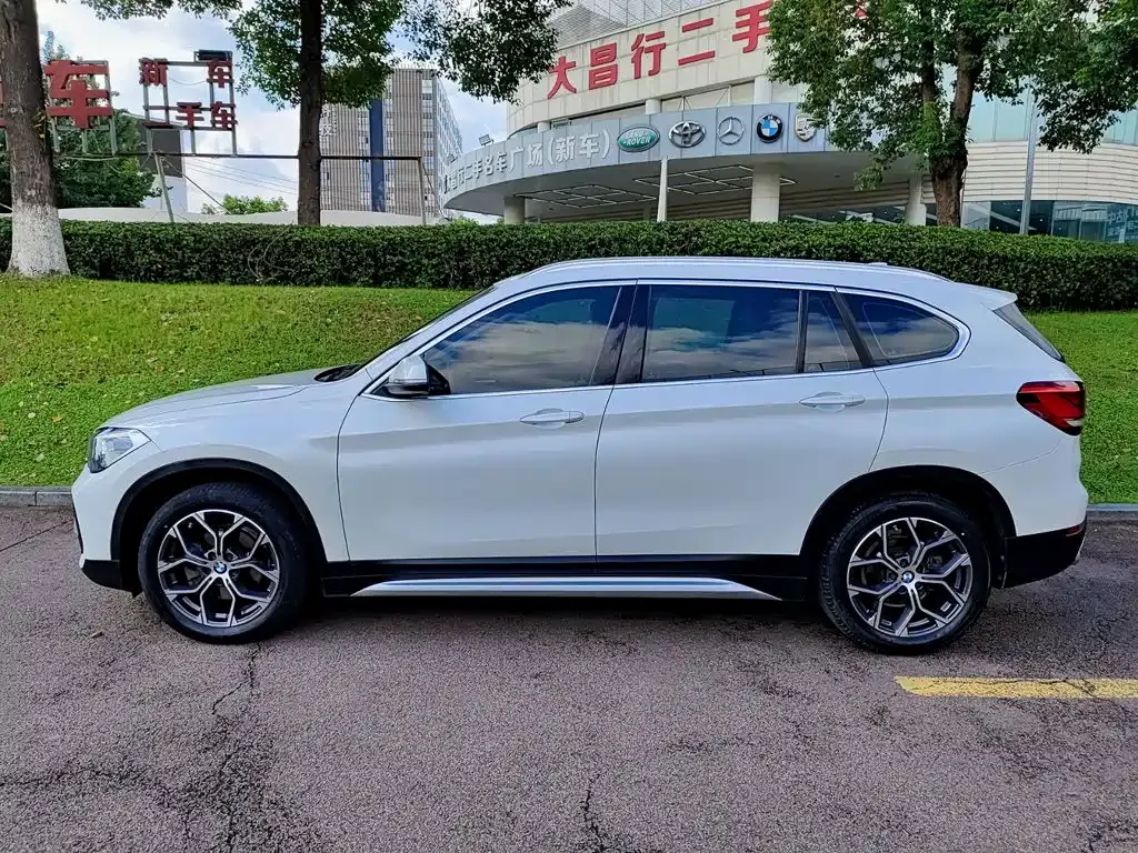 BMW X1 — фото 2