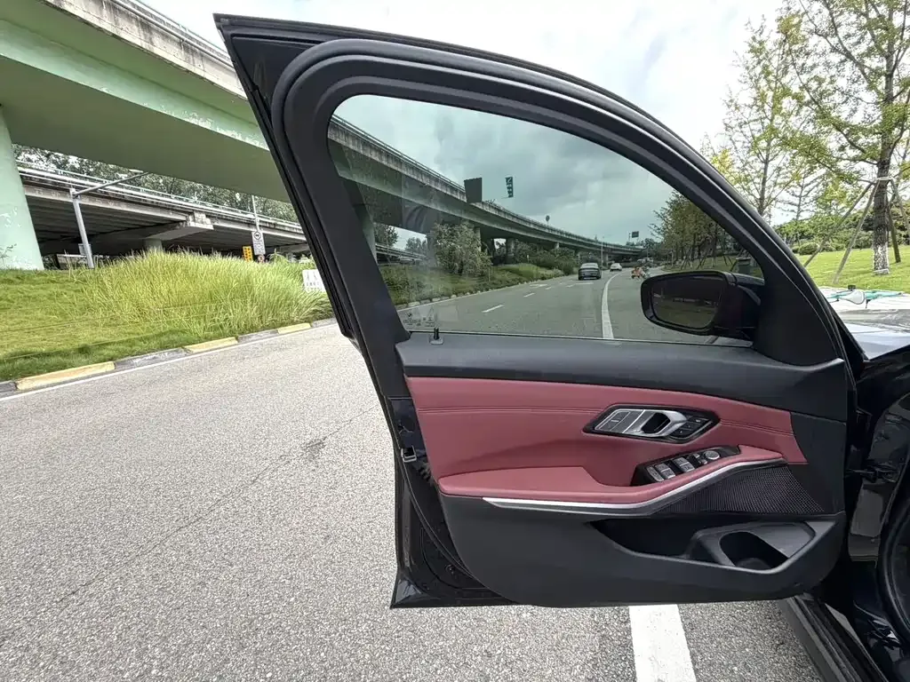 BMW 3 Series — фото 10