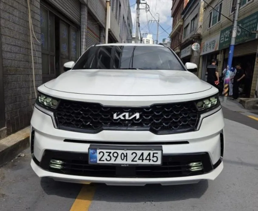 Kia Sorento — фото 1