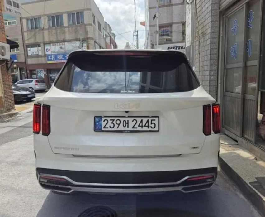 Kia Sorento — фото 6