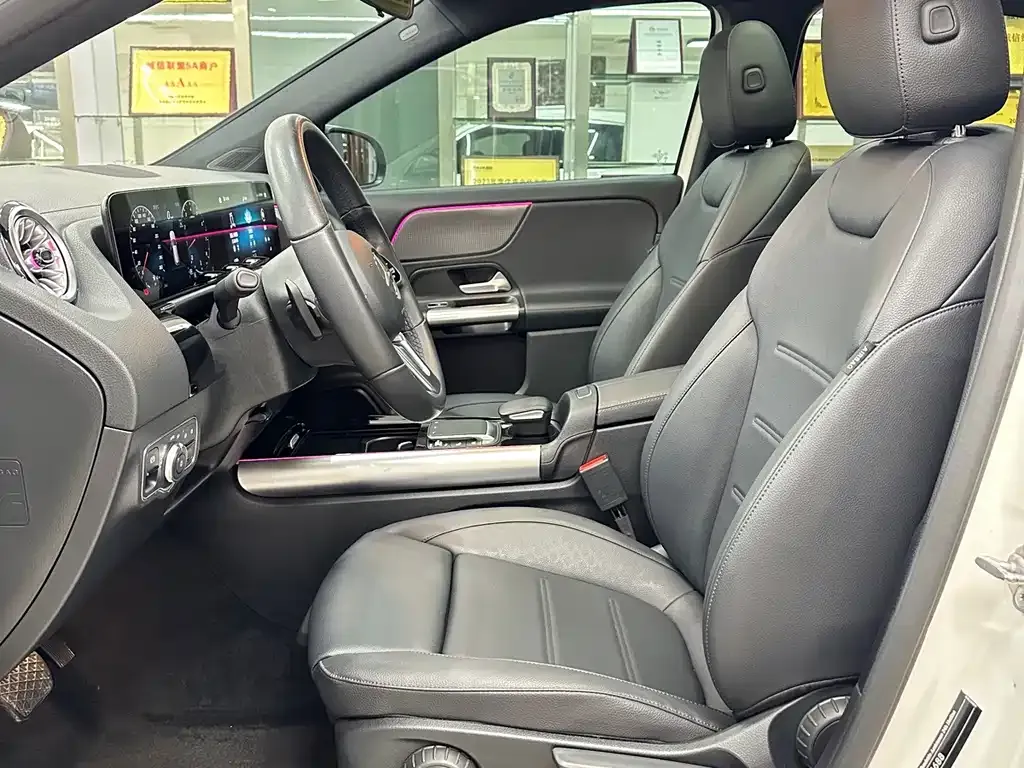 Mercedes-Benz GLA — фото 7