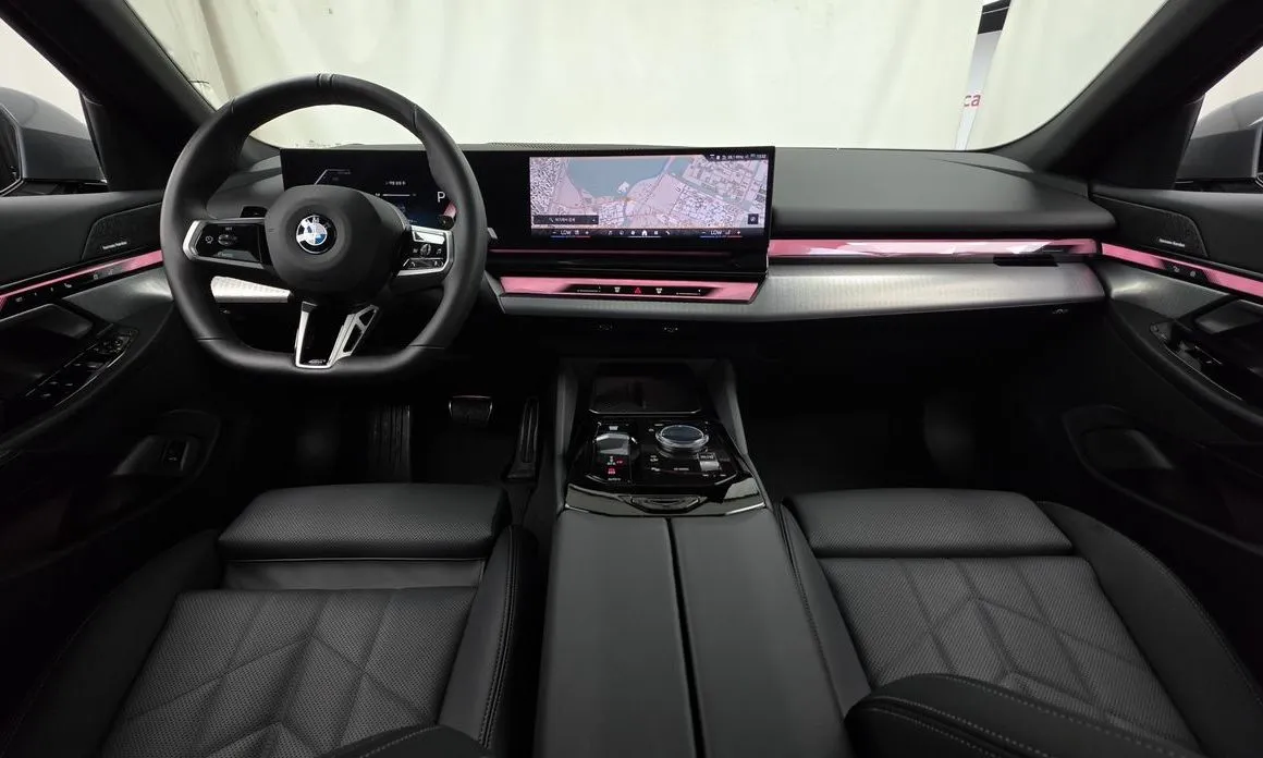 BMW 5-Series — фото 8