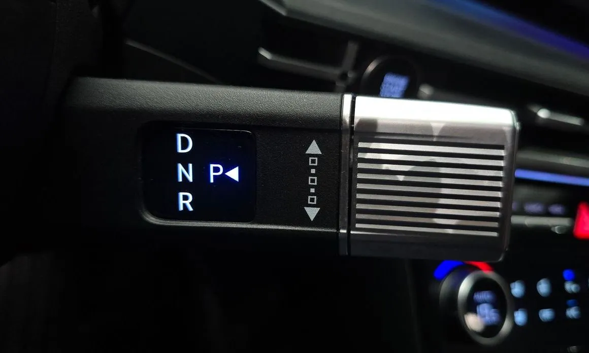 Hyundai Santafe — фото 2