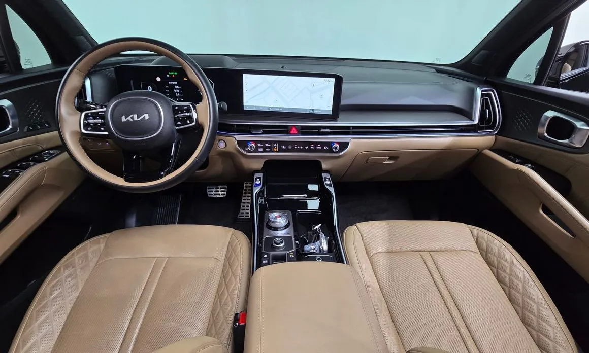 Kia Sorento — фото 10