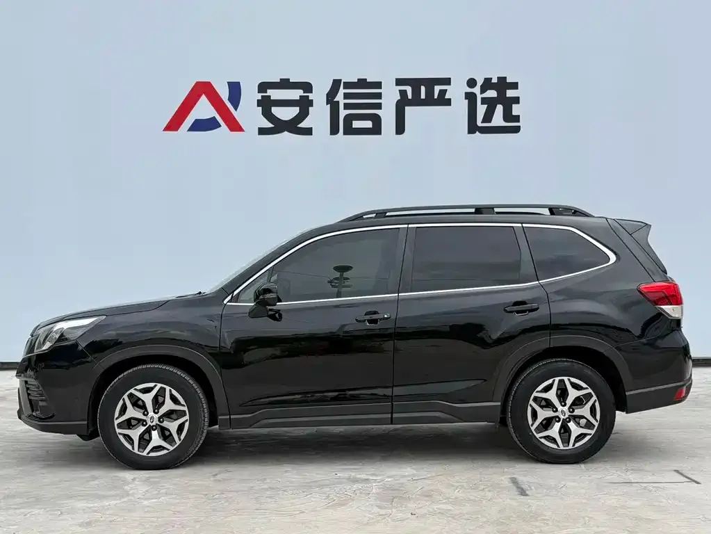 Subaru Forester — фото 2