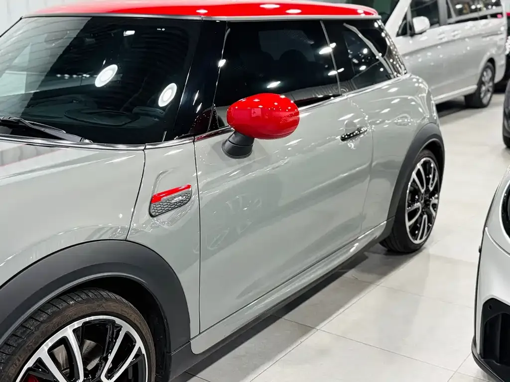 MINI JCW (John Cooper Works) — фото 3