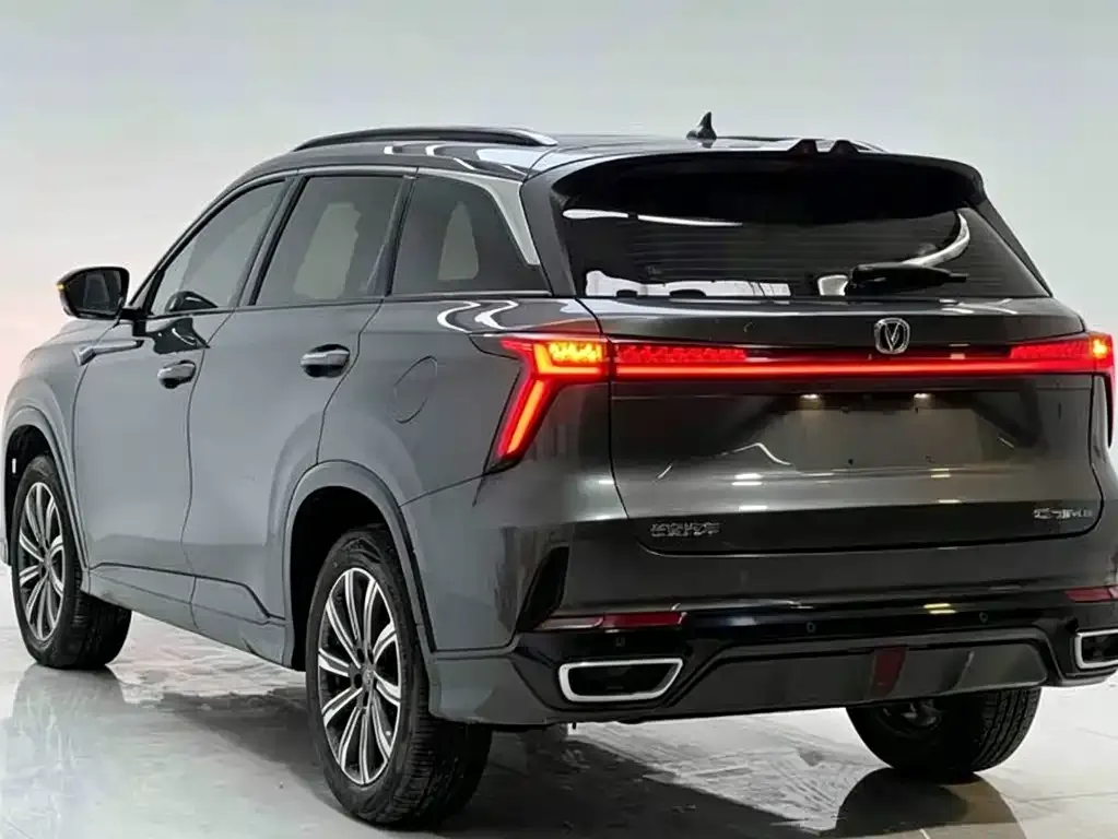 Changan CS75 PLUS — фото 8