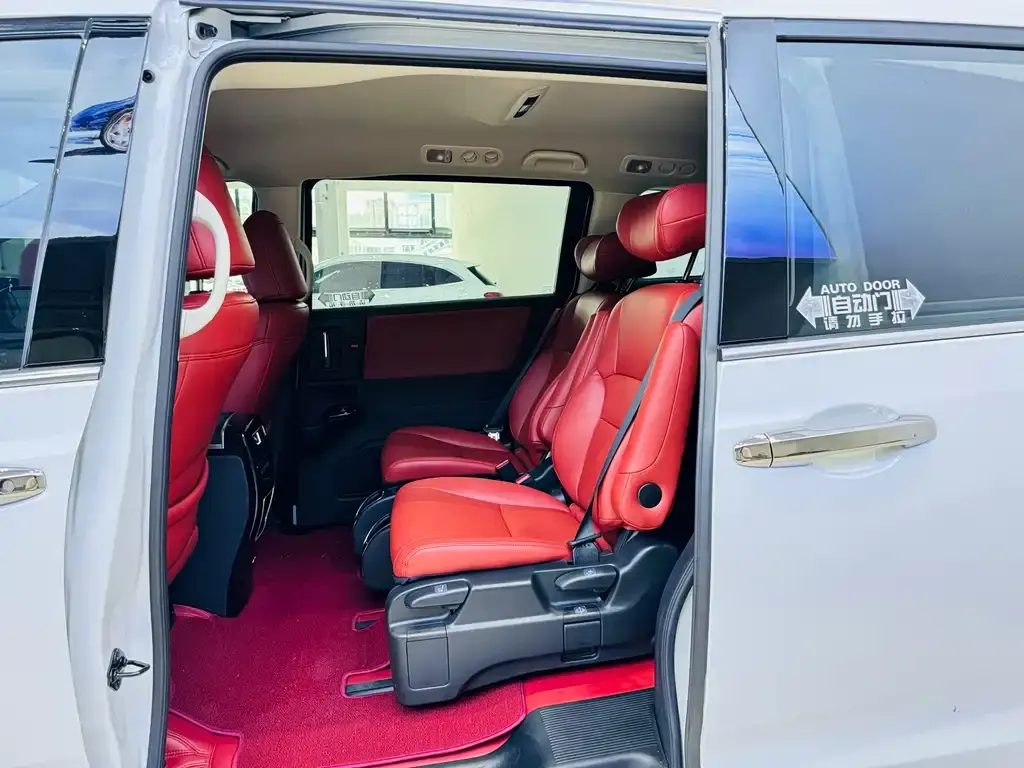Honda Odyssey — фото 10
