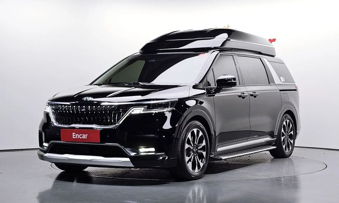 Kia Carnival — фото 1