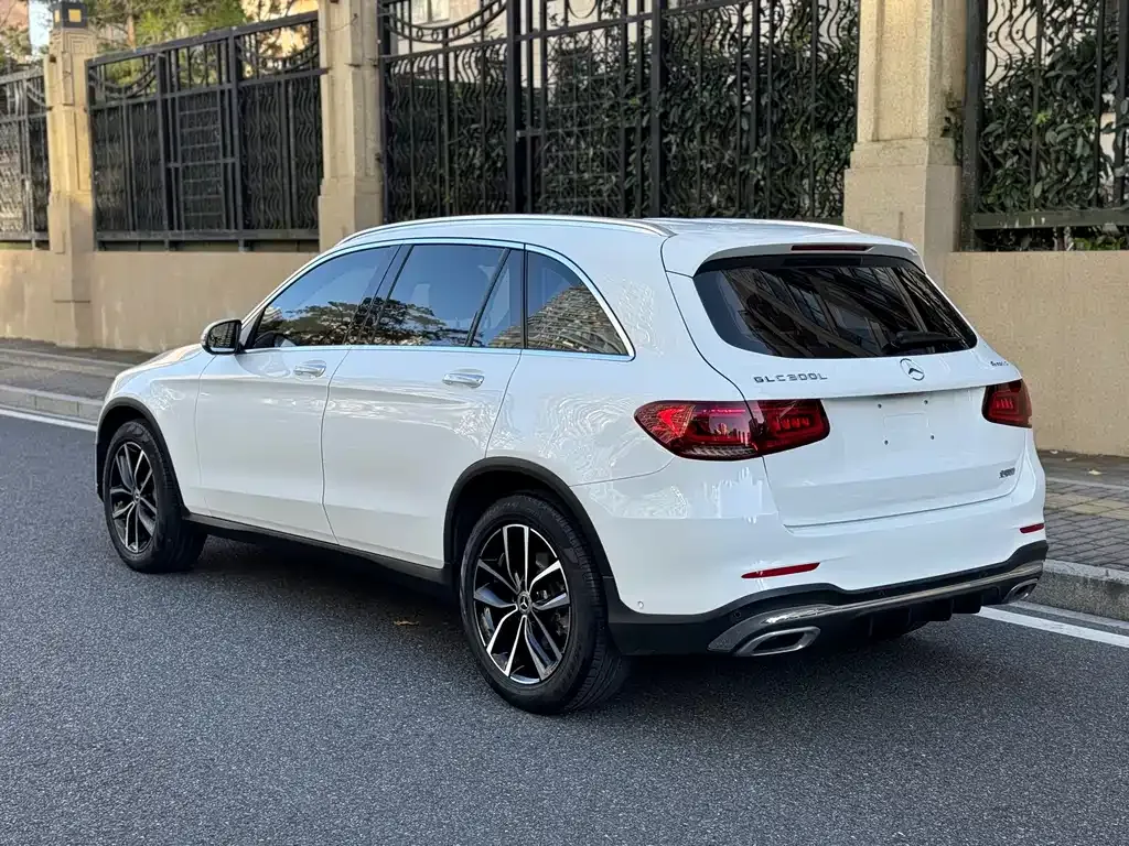 Mercedes-Benz GLC — фото 5