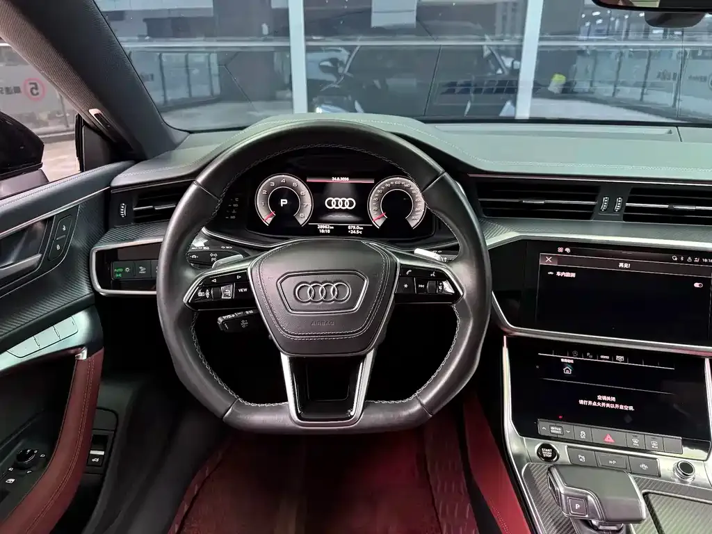 Audi A7L — фото 9