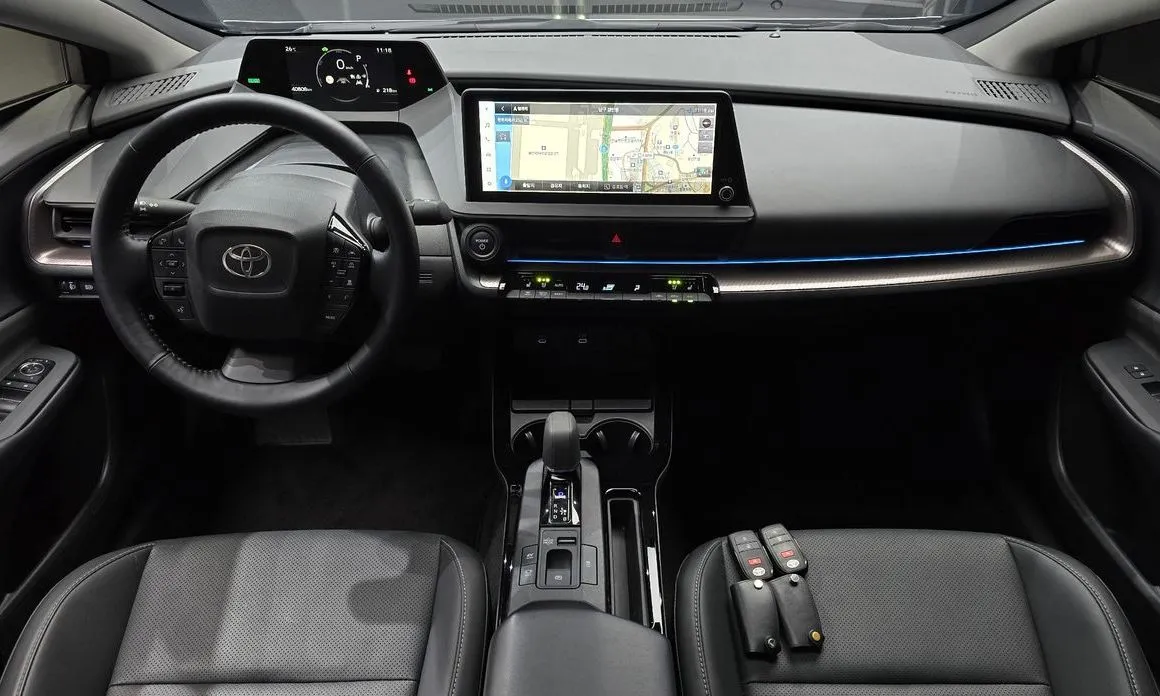 Toyota Prius — фото 7