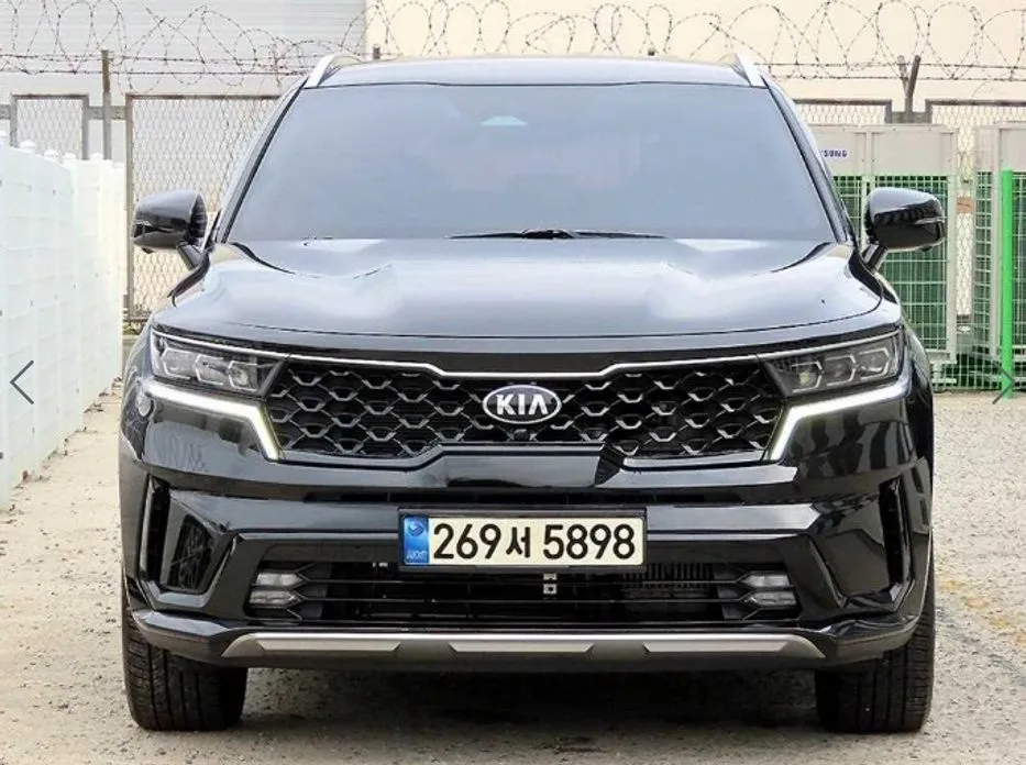 Kia Sorento — фото 6