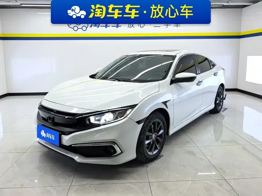 Honda Civic — фото 1