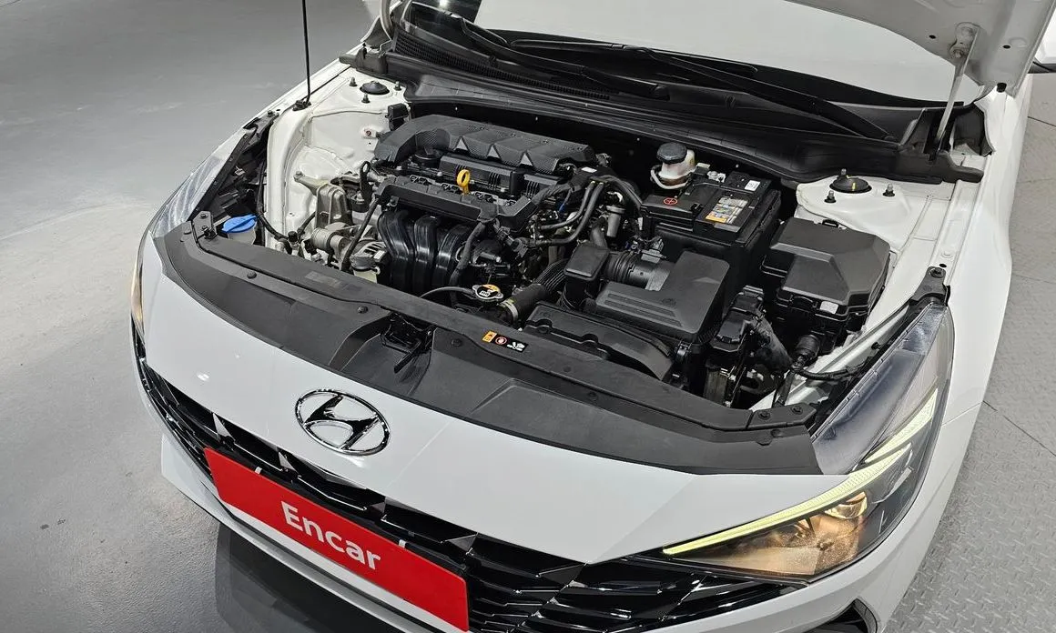 Hyundai AVANTE — фото 8