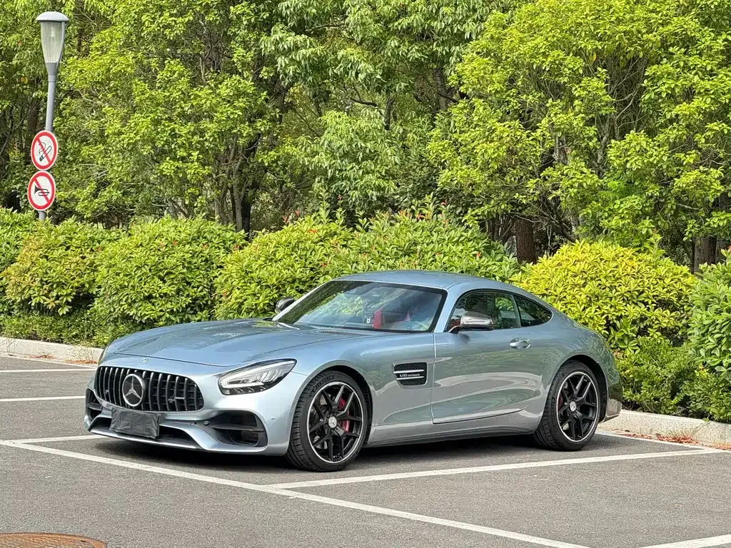 Mercedes-Benz AMG GT — фото 1