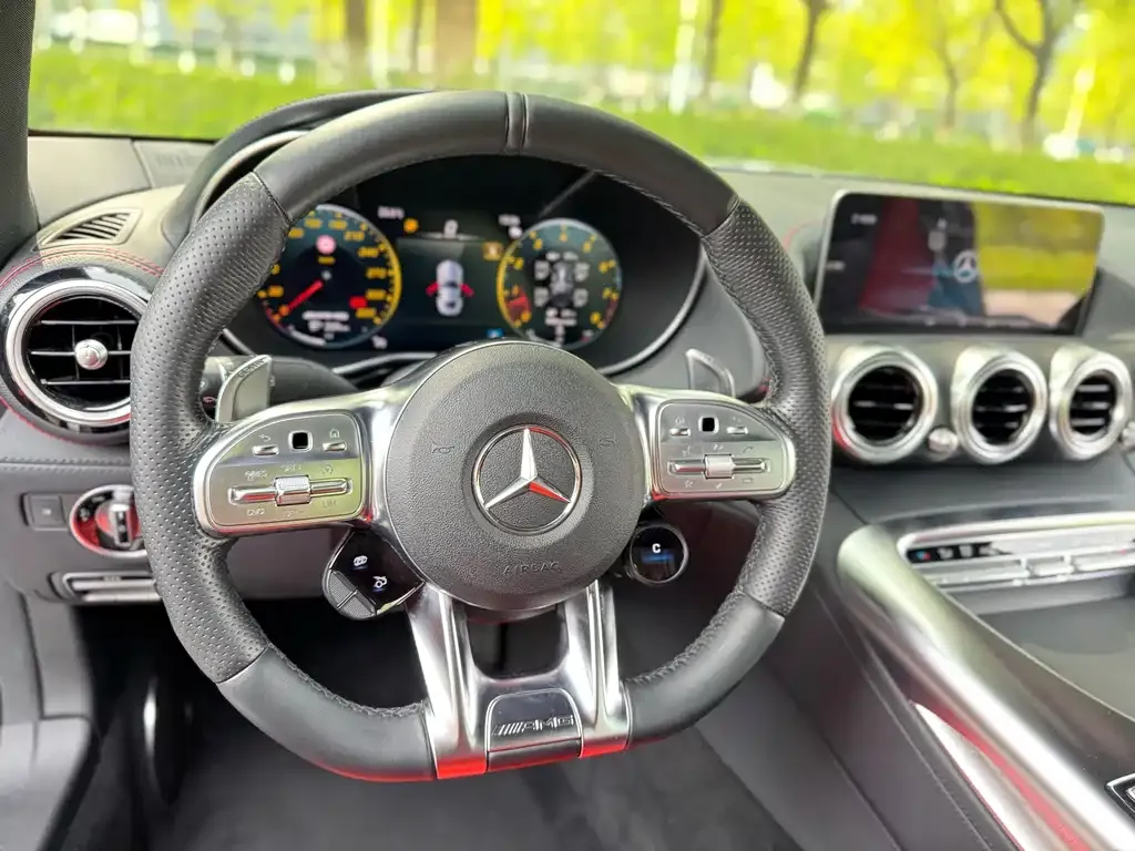 Mercedes-Benz AMG GT — фото 5