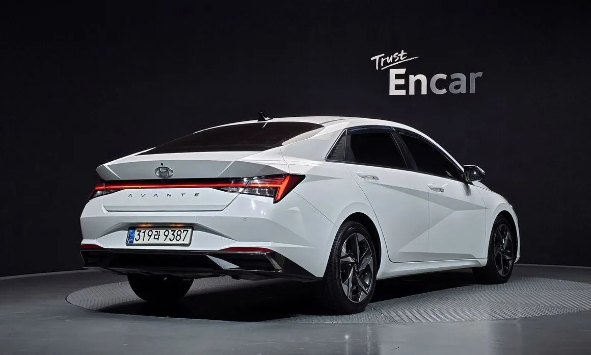 Hyundai AVANTE — фото 2