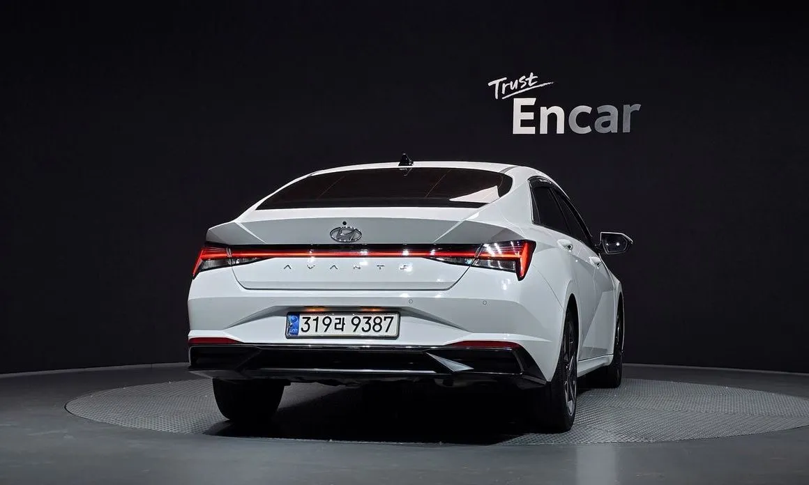 Hyundai AVANTE — фото 4