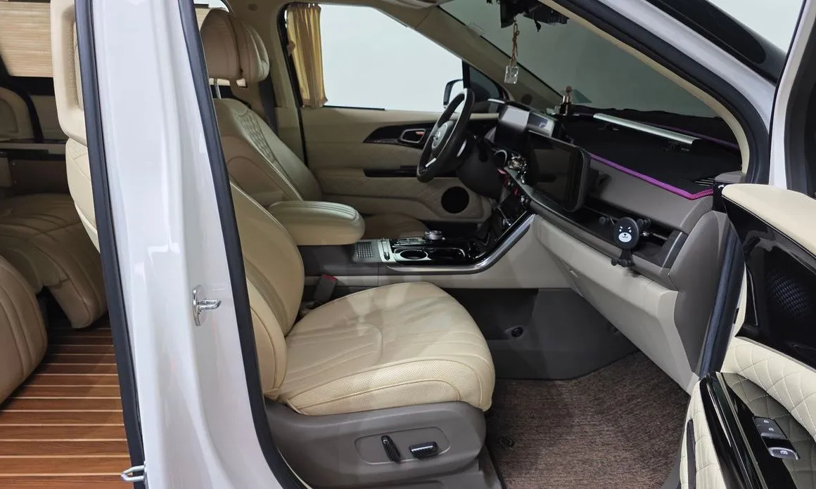 Kia Carnival — фото 2