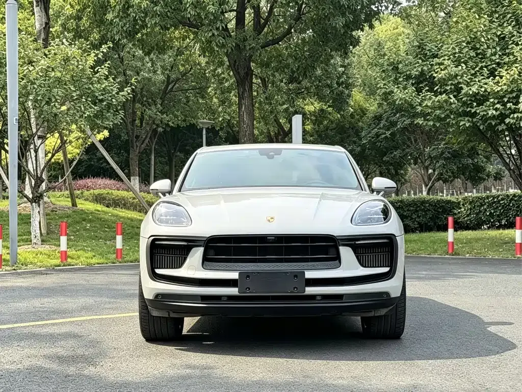 Porsche Macan — фото 10