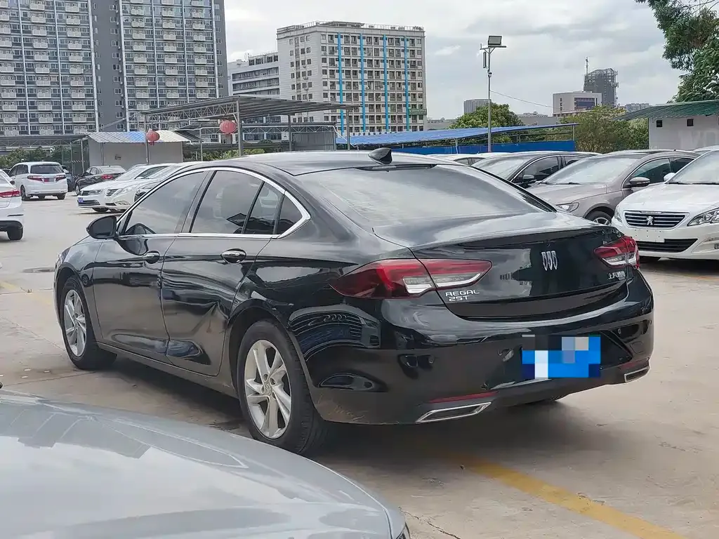 Buick Regal — фото 7