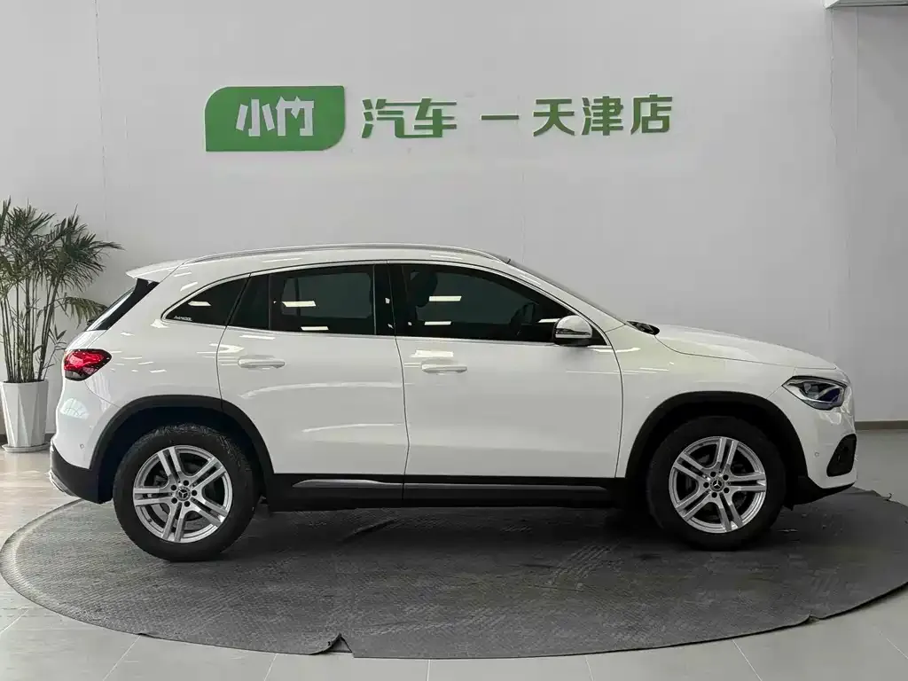 Mercedes-Benz GLA — фото 9