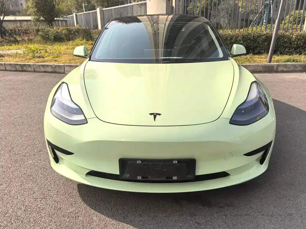 Tesla Model 3 — фото 4