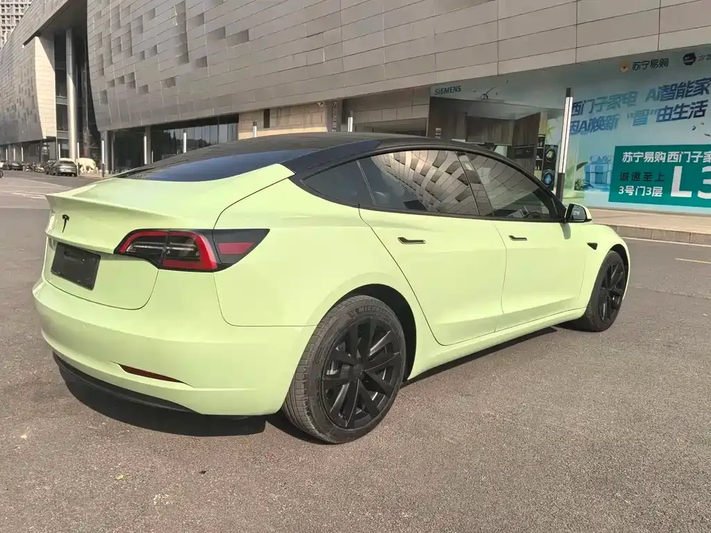 Tesla Model 3 — фото 6