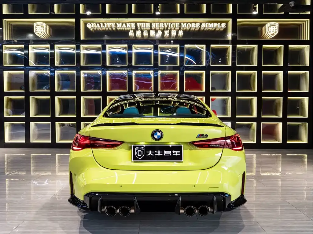 BMW M4 — фото 4