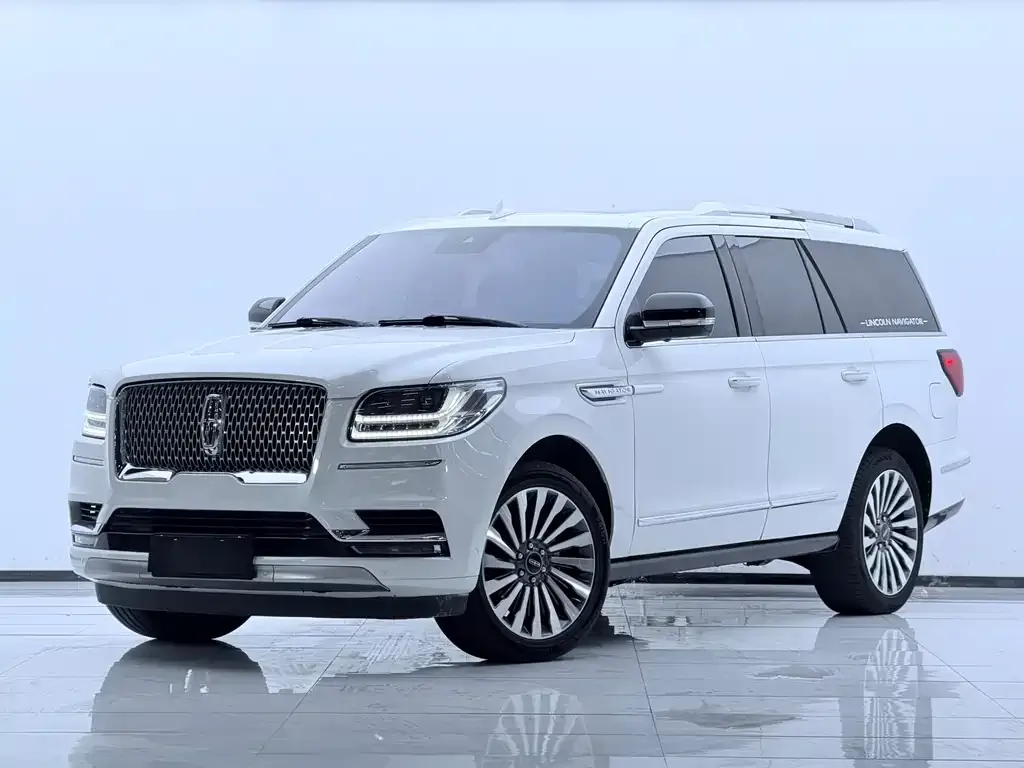 Lincoln Navigator — фото 1