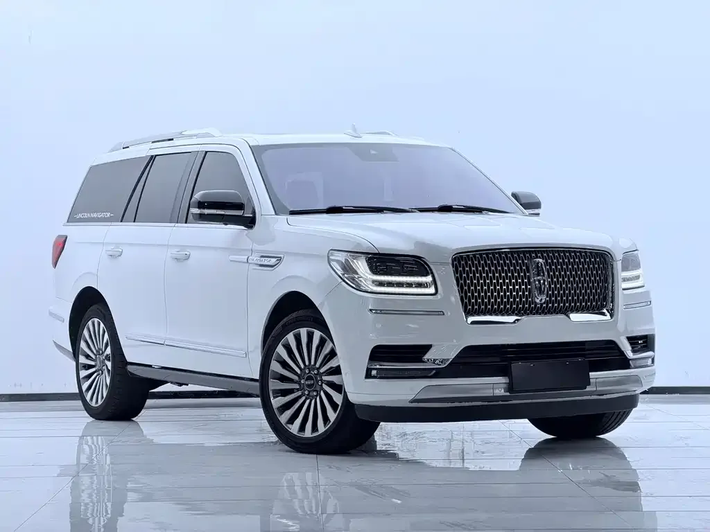 Lincoln Navigator — фото 10