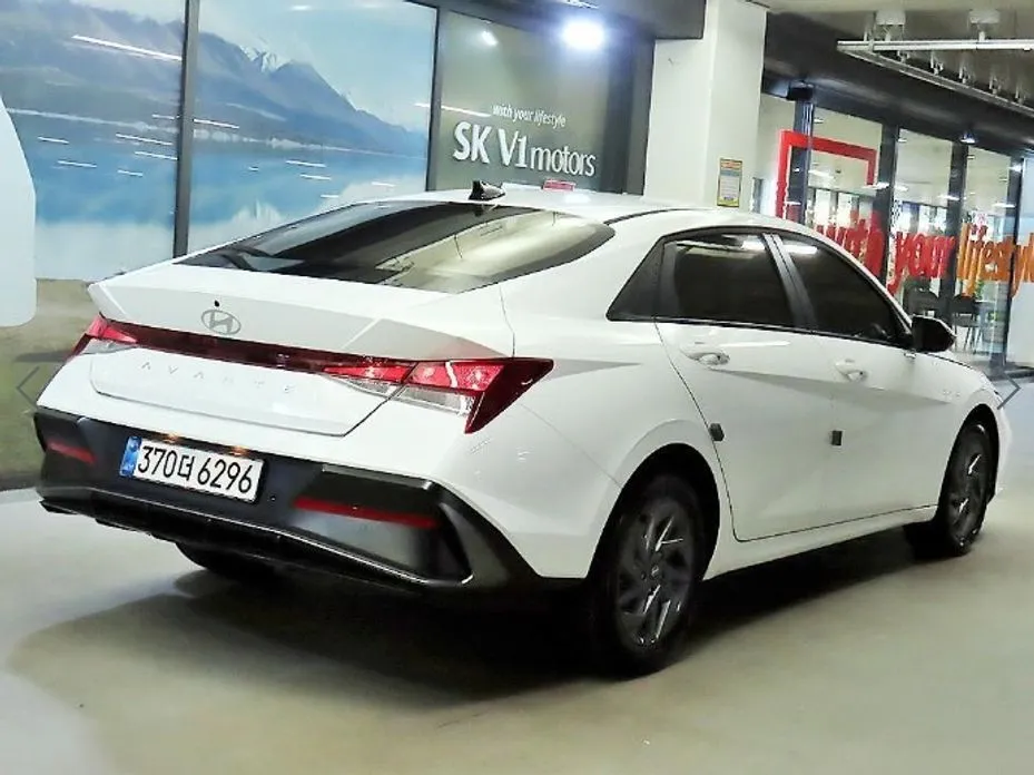 Hyundai AVANTE — фото 8