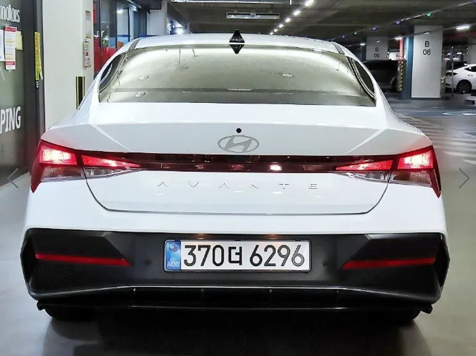 Hyundai AVANTE — фото 3