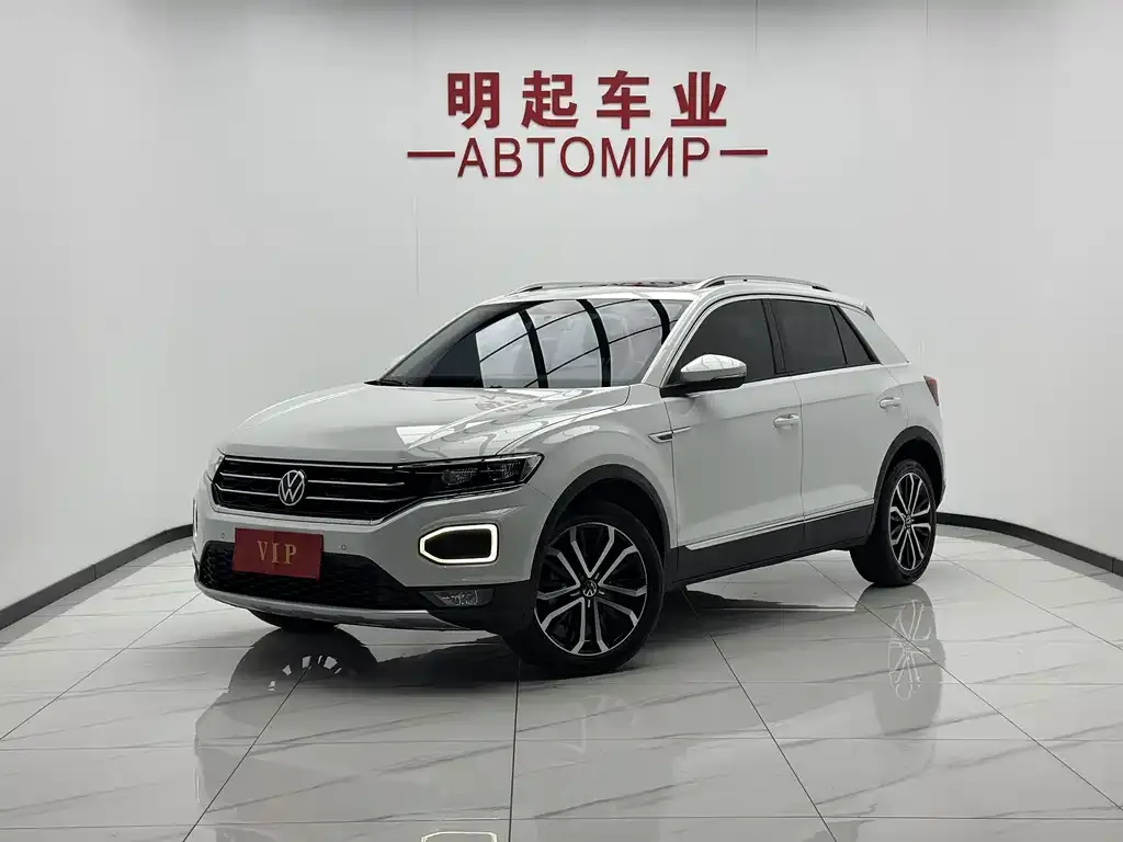Volkswagen T-Roc — фото 1