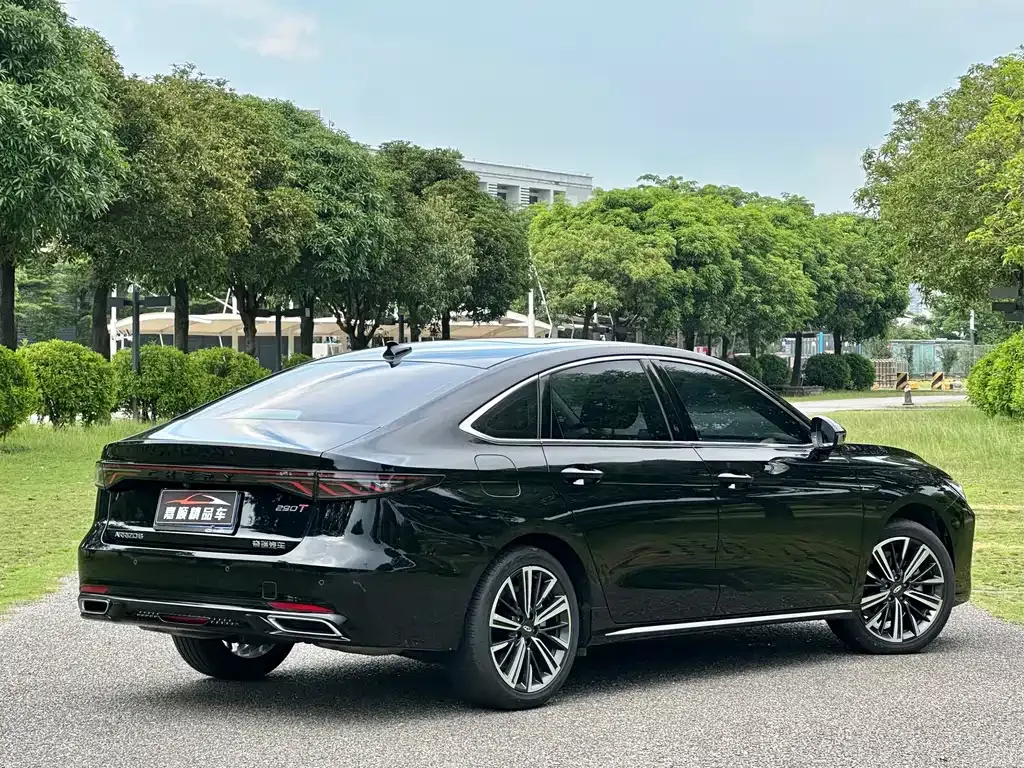 Chery Arrizo 8 PRO — фото 3