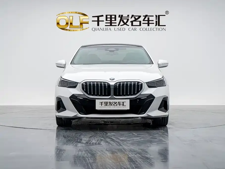 BMW 5 Series — фото 4