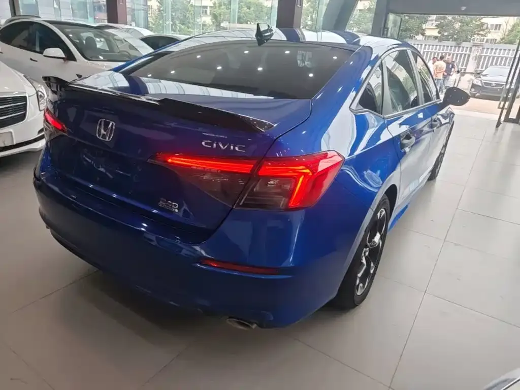 Honda Civic — фото 5