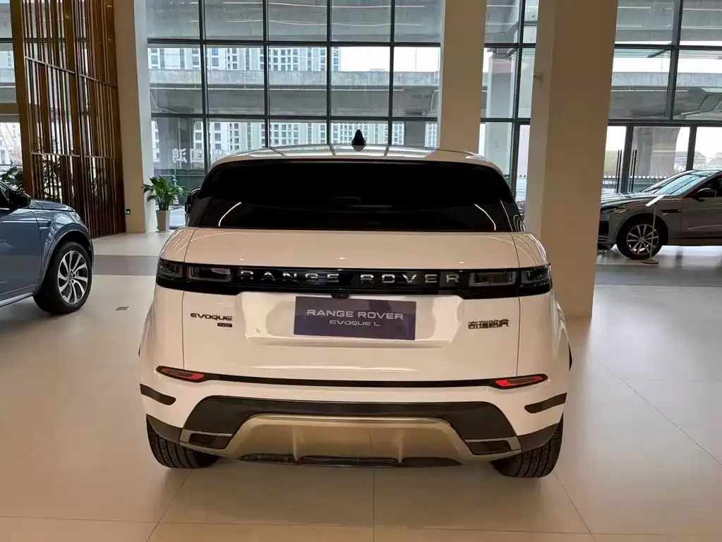 Land Rover Evoque — фото 2