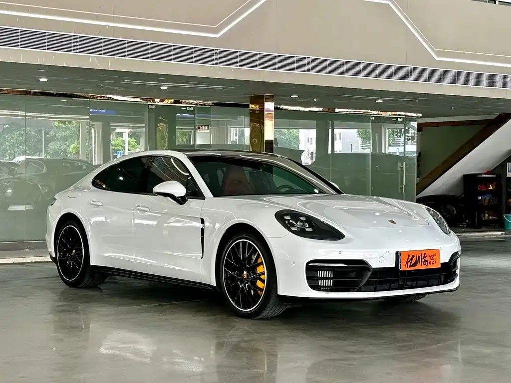Porsche Panamera — фото 9