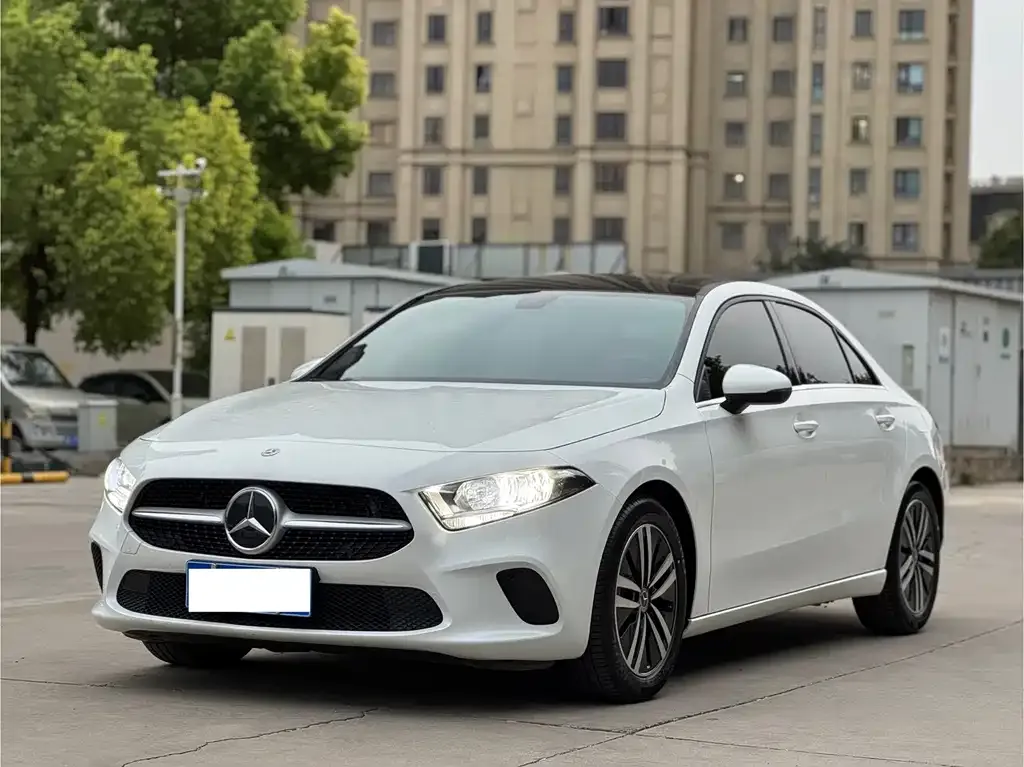 Mercedes-Benz A-Class — фото 1