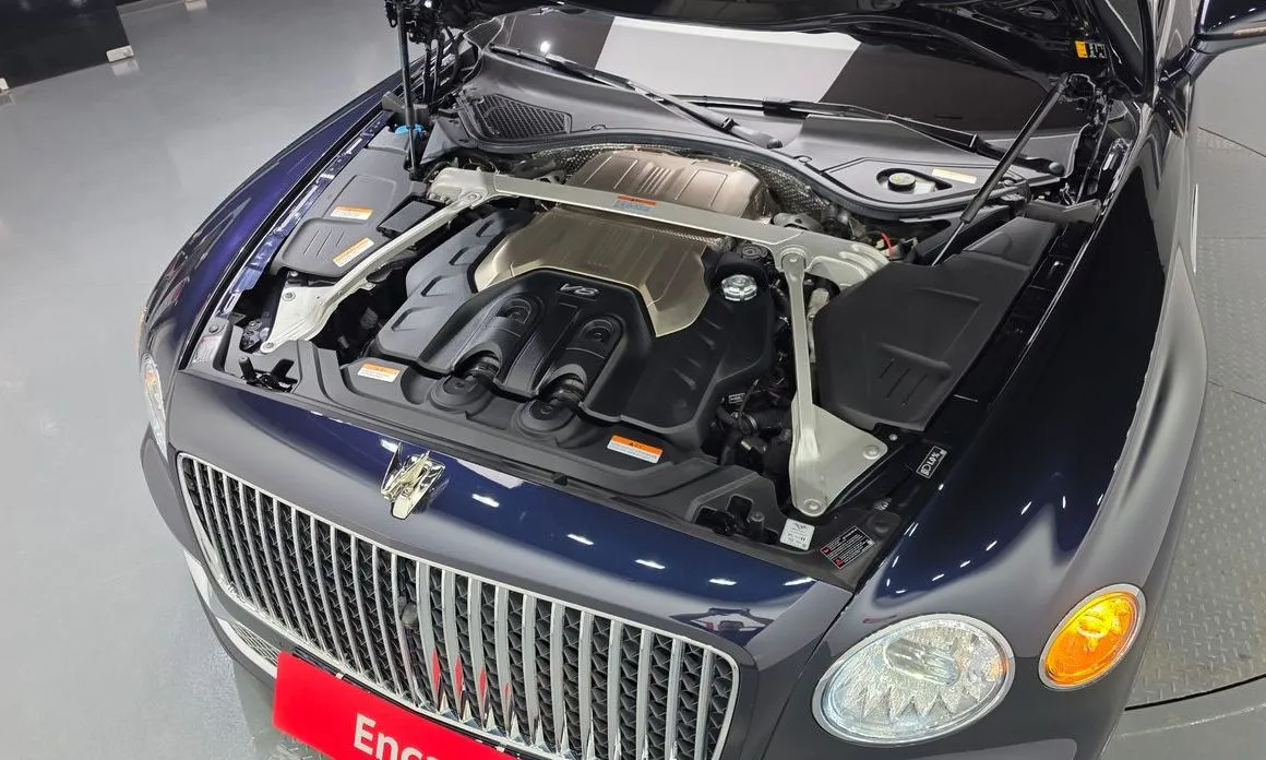 Bentley Flying Spur — фото 9