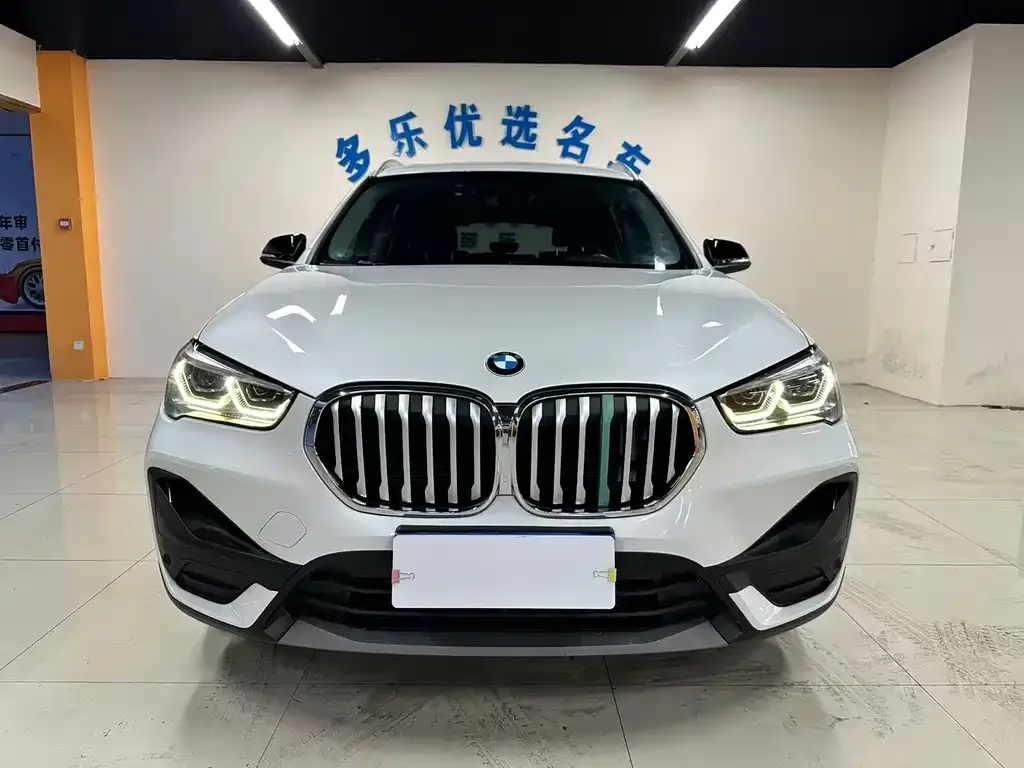 BMW X1 — фото 2