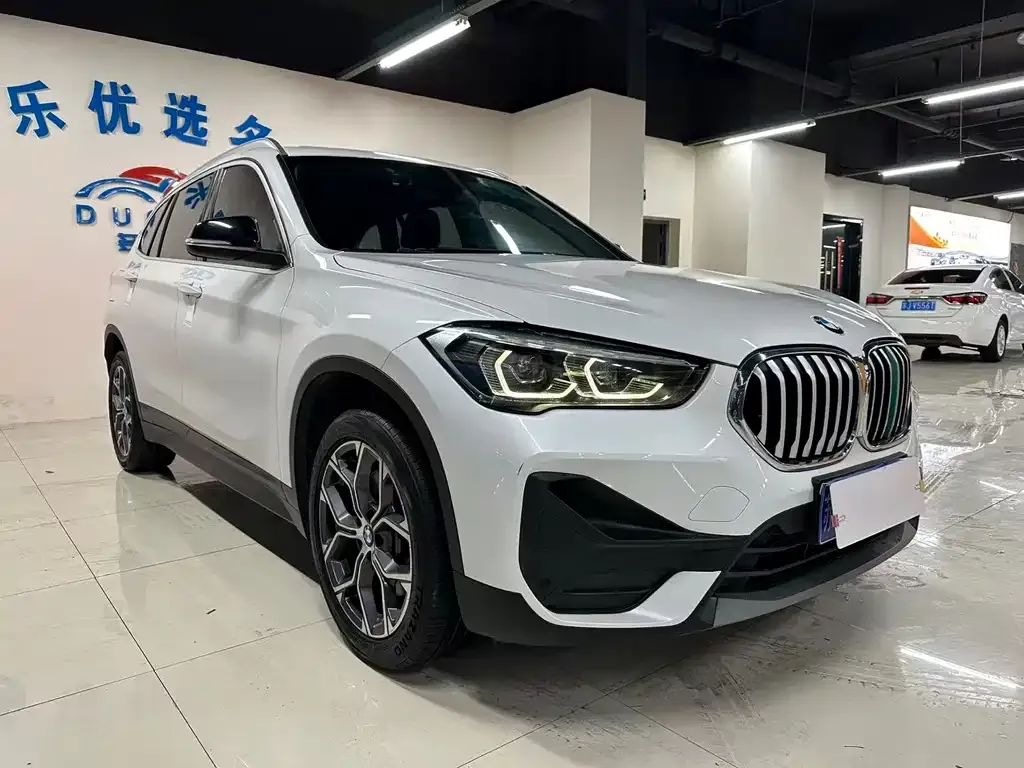 BMW X1 — фото 6